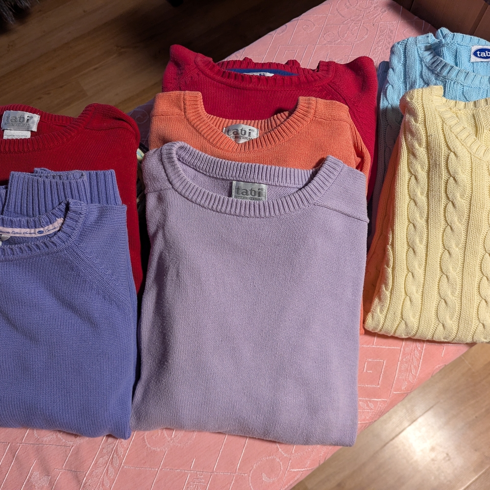 Vintage Tabi Women's Cozy Crew Neck Sweaters - Price Per Sweater $35